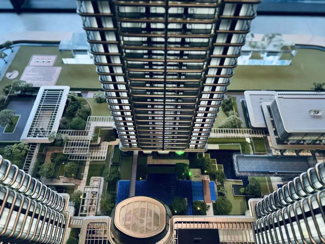 “地王”项目开分销,车位垄断引公愤,绿城上海连环翻车