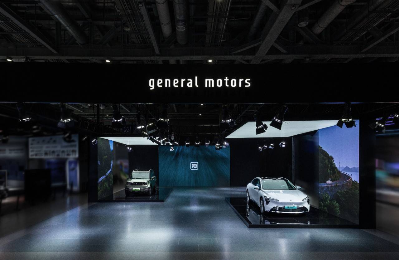 销量低迷,海外汽车品牌面临抉择!通用中国、现代、神龙急换“救火队长”